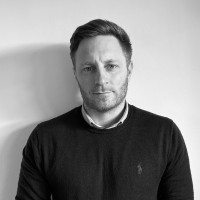 Simon Pearce