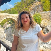 Lale Gunes