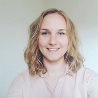 Camilla E. Junker Laursen - Hr Professional