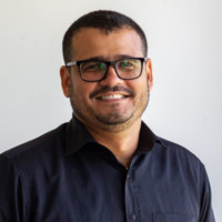 Marcio P.