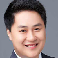李炎龙