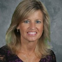 Lynne Knowles