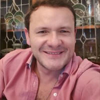 Hugo Navas Cisneros - Coach