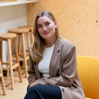 Emma Trolove