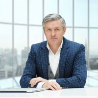 Dr. Vitaliy Lyubimov