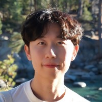Oliver Chen