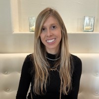 Kate Comelli