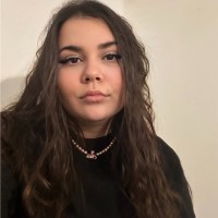 Amina Viulet