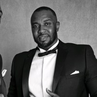 Kola Oluwole
