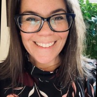 Sarah-Jane Adams, Mba, Che