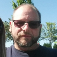 Thomas E Healey