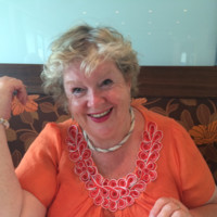 Geraldine Lynch