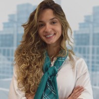 Julia Esteves