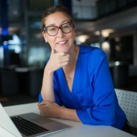 Dr Rachel Turner