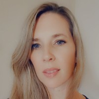 Andrea Robbins