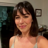 Suzanna Akins
