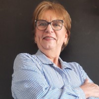 Lucia de Oliveira Raota