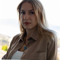 Özge Tütüncü