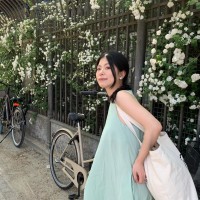 Yuxi Xie