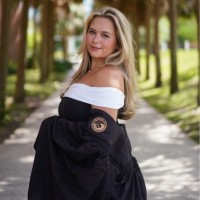 Riannon Wolin