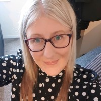 Angela Pitt