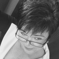 Sandra Saxton