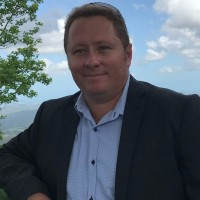 Robert Lewis