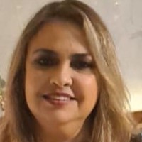 Ivone Freire