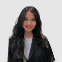 Adenia Suryaningsih