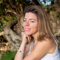 Caroline DE OLIVEIRA