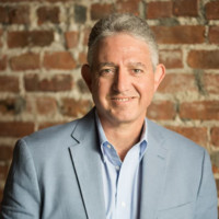 Peter Tomasi