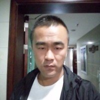 王新富