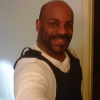 Luis D Hernandez