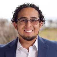 Luis Flores