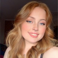 Zoe Moulder