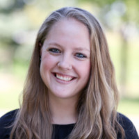 Julia Dirks