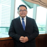 christian kharis w.