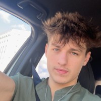 Daniel Lesan