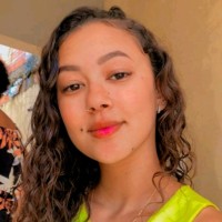 Lara Rodrigues de Assis