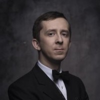 Михаил Канов