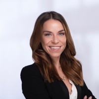 Laura E. König