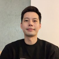 Shin Lee