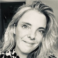 Suzanne Van Den Heuvel