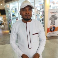 Raymond Eze