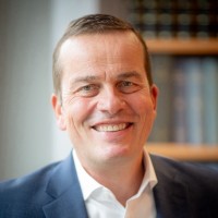 Dr. Peter Achten