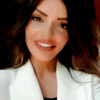 Nicole Mierlita