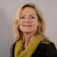 Lillian E. Jakobsen