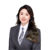 Yun Lee
