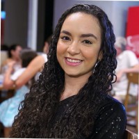 Ana Nívia Paulino