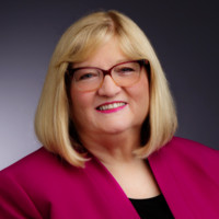 Beth Elpayaa